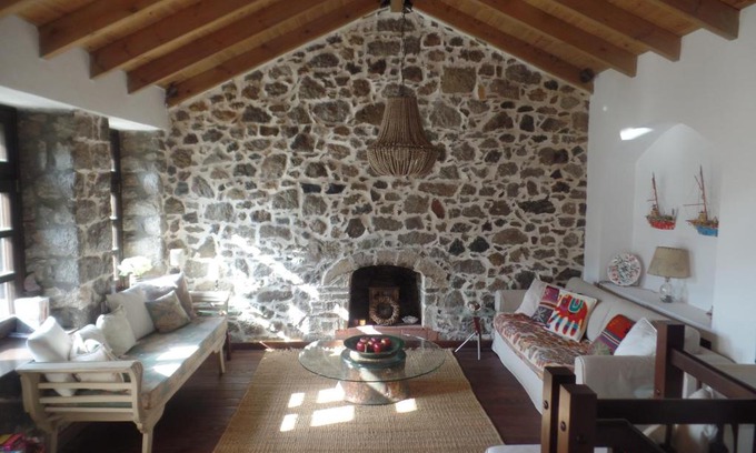 Samothrace House | The fig tree house