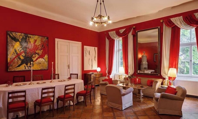 Krems an der Donau Apartment | The fine French at Schloss Hollenburg