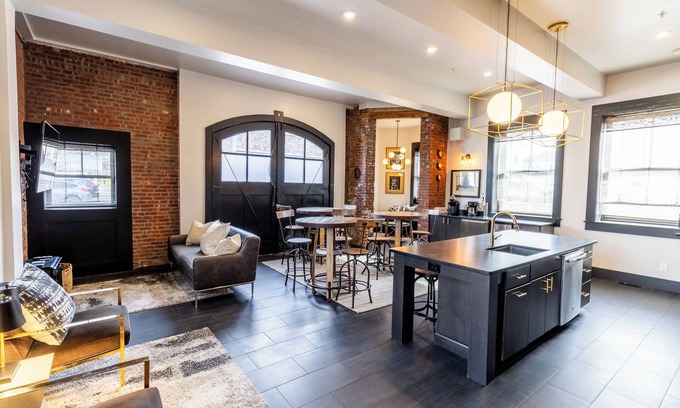 Fifth Ward House | The Firehouse