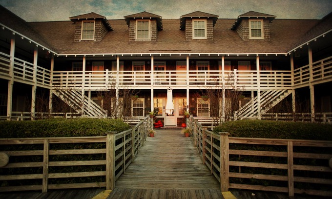 Nags Head Bed & Breakfast | The First Colony Inn