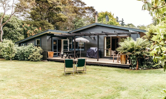 Turangi Cottage | The Fishing Bach - Cottage for all Seasons