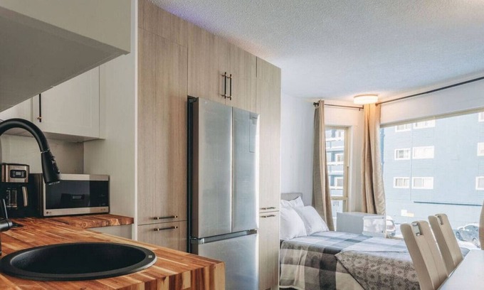 Big White Ski Resort Apartment | The Fjäll | Ski-In Ski-Out Village Studio