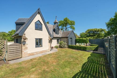 Thetford House | The Folly, Thorpe Forest