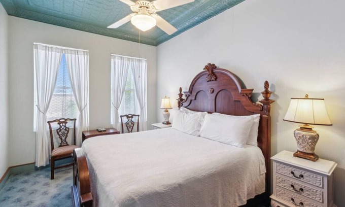 Eastland Hotel | The Fort Worth Room at The Eastland Historic Hotel