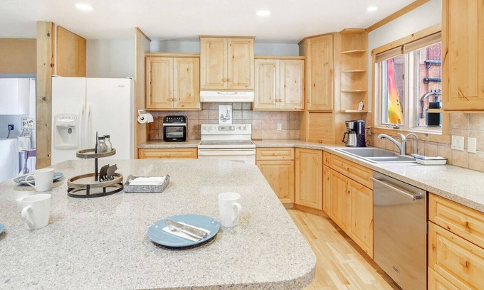 Morrison House | The Four Pines Whole Unit