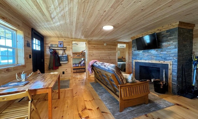 Bromley Mountain Condo | The Fox Borrow at Bromley!