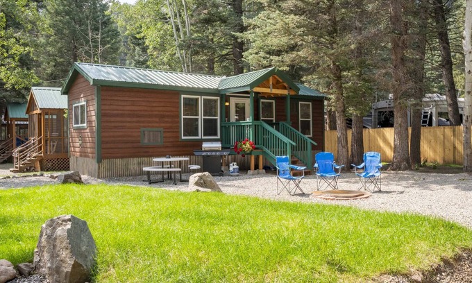 Bayfield Cabin | The Fox Den Cabin #14