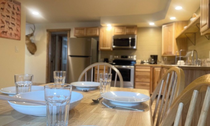 Indian River House | The Fox Family Lodge at The Totem Lodges