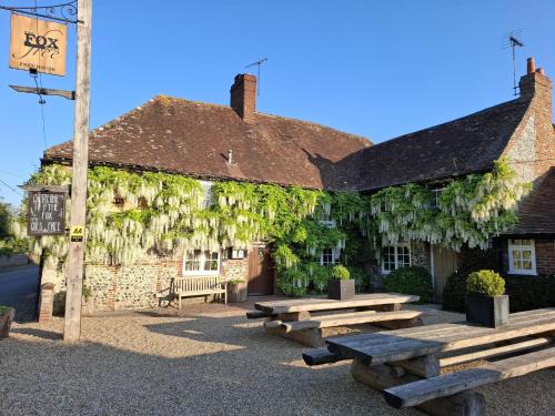 Charlton Hotel | The Fox Goes Free