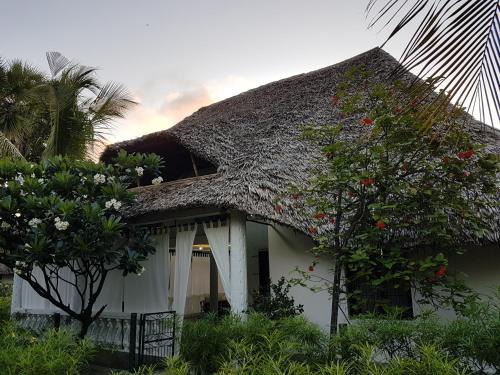 Mambrui Villa | The Foxy Nests of Karibuni - Villa 184 & 145