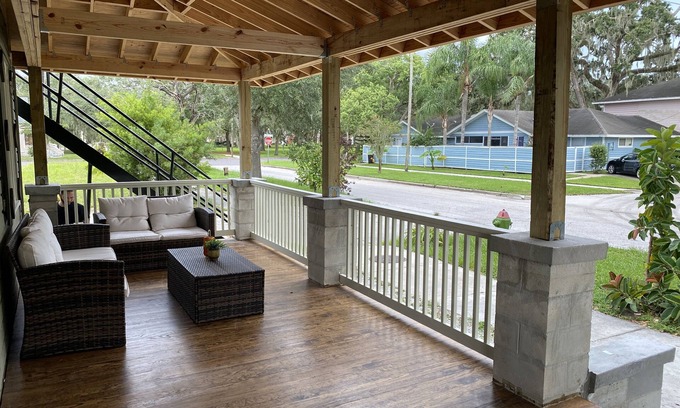 Sanford Apartment | The Front Porch