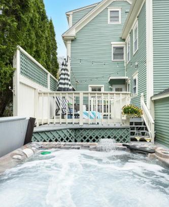 Bristol Apartment | The Front Porch Vacation Rentals