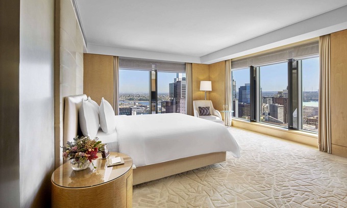 Sydney Central Business District Hotel | The Fullerton Hotel Sydney