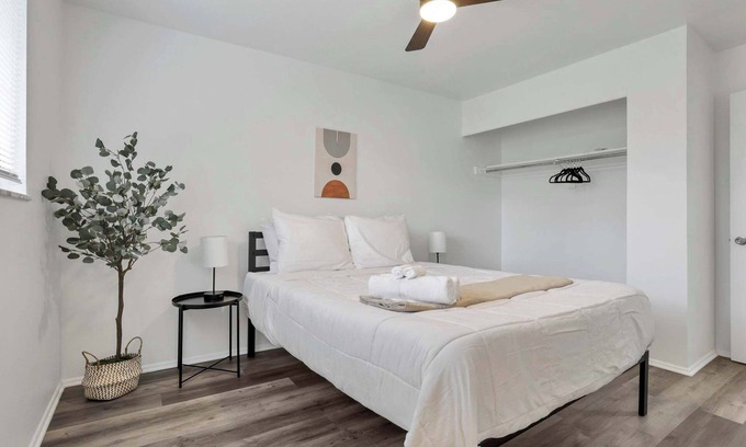 Gahanna House | The Gahanna Getaway S