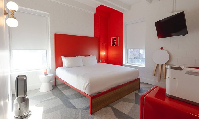 East Hill Hotel | The Gallatin 312, Hip East Nashville Neighborhood!