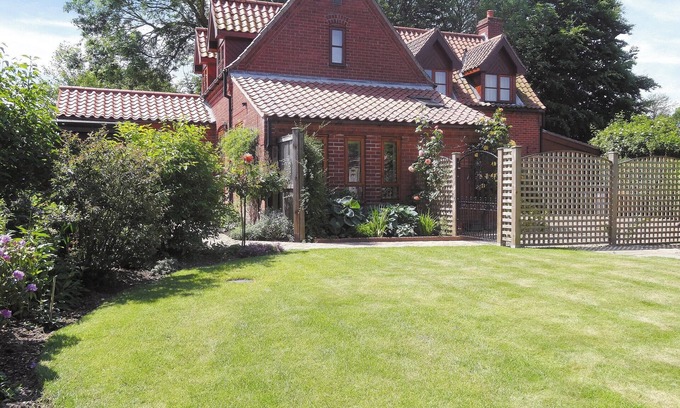 Neatishead Cottage | THE GARDEN APARTMENT - 28342