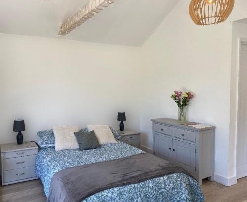Henley Apartment | The Garden Room