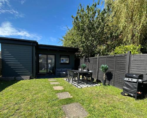 Arbury Apartment | The garden studio 85