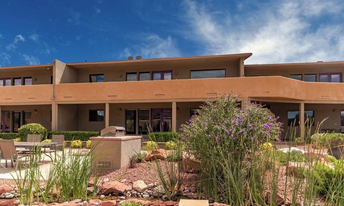 Sedona Condo | The Garden Suite #2 @ Vista Ridge Sedona - Luxury Patio 2 bed/2 bath Condo