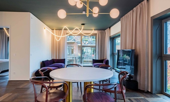 Prenzlauer Berg Apartment | The Garden Suites Apartment 2