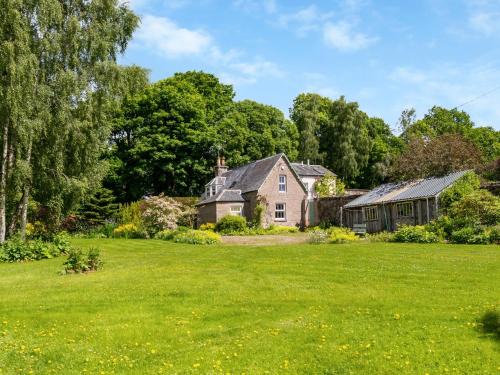 Perth House | The Gardeners Cottage