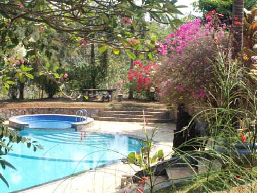 Tahunan Resort | The Gecho Inn Country