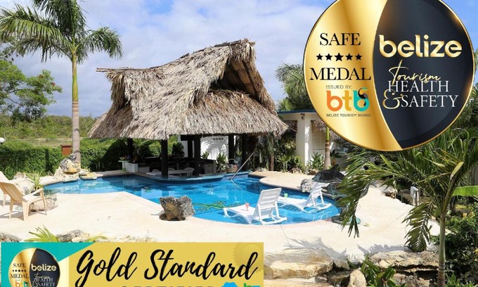 Lake Gardens House | The GECKO BUNGALOW**Beautiful POOL**Free Airport Shuttle