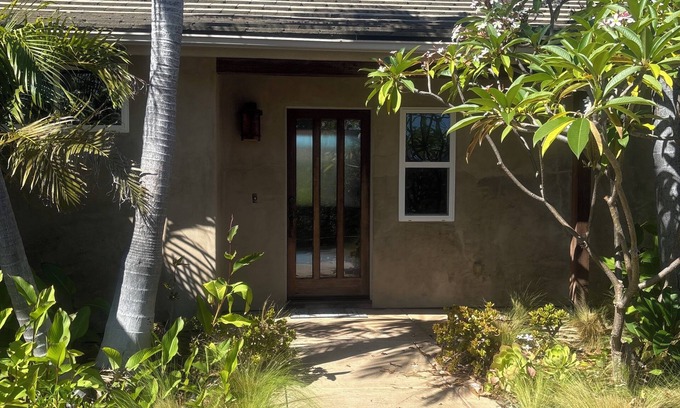 Fallbrook House | The Gem of Fallbrook - A unique stay with breathtaking views on an Avocado Farm!