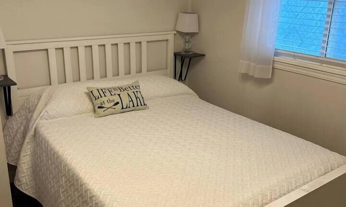 Cultus Lake House | The 'Gem' @ rentcultus