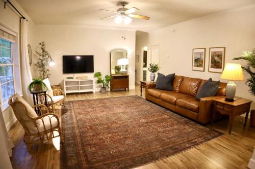 Mount Airy House | The Gentry Hideaway, A Private Mayberry Retreat