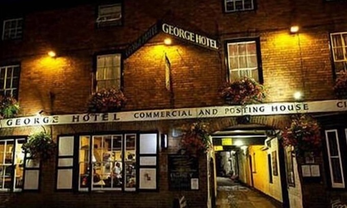 Newent Hotel | The George Hotel