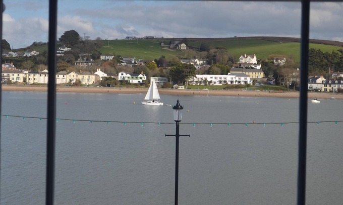 Appledore Apartment | The Georgian Lounge - 1st Floor