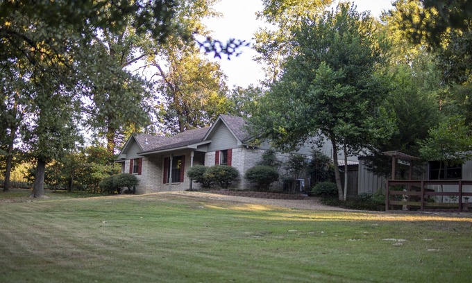 Lindale House | The Getaway Lindale