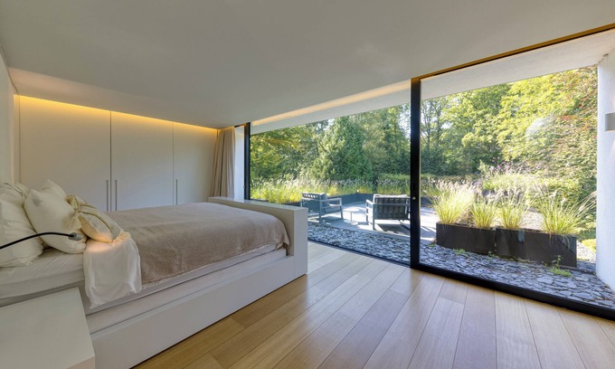 Ukkel Villa | The Glass Manor