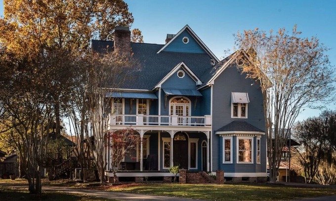 St. Francisville House | The Glynns in St. Francisville | 38 Acre Estate