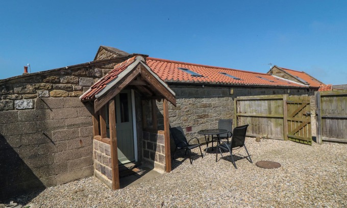 Whitby Cottage | THE GOAT SHED, pet friendly, with a garden in Robin Hood’s Bay