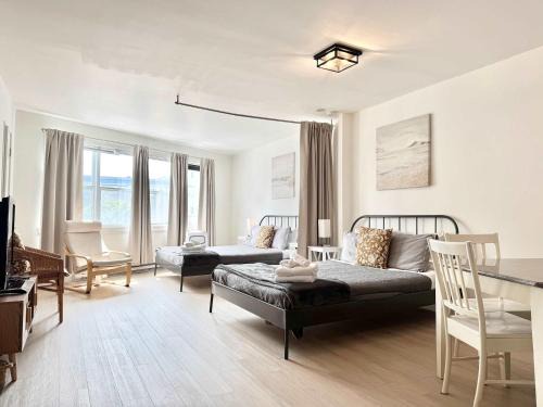 Maizerets Apartment | The Good Life 2 Beds AC Limoilou