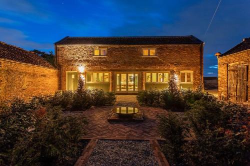 Moffat House | The Granary Barn Retreat