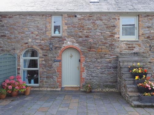 Llanrhidian Higher House | The Granary