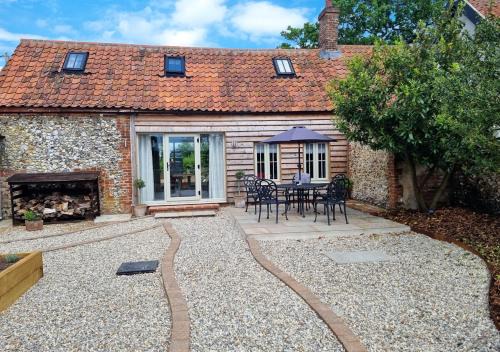 East Dereham House | The Granary - Great Dunham