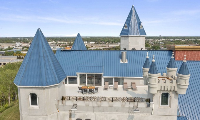Grandville Apartment | The Grand Castle Apartments