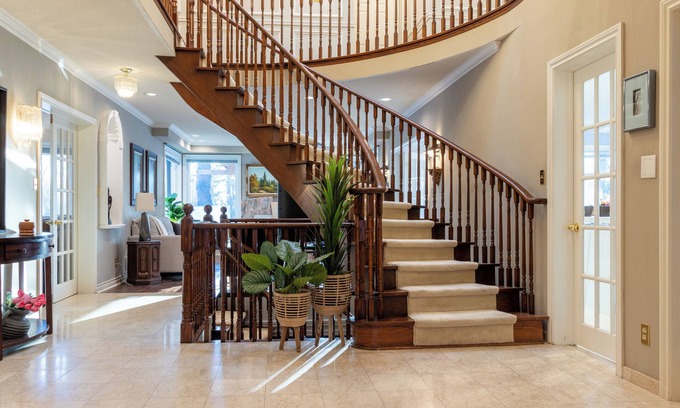 Richmond Hill House | The Grand Family Retreat