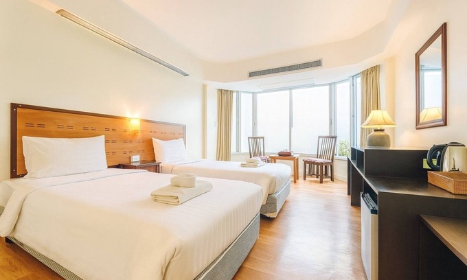 Thung Song Hong Hotel | The Grand Imperial