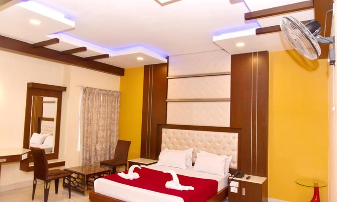 Chidambaram Hotel | The Grand Park