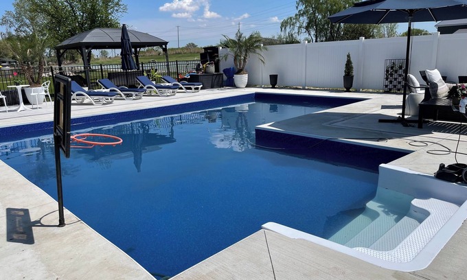 Lakeshore House | The Grand River retreat