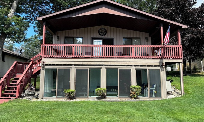 West Branch House | The Great Escape at Lake Ogemaw