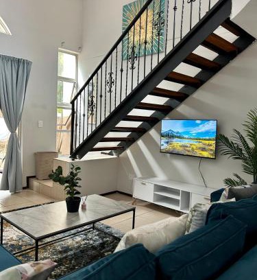 Greater Johannesburg Metropolitan Area Apartment | The Great Escape in North Riding
