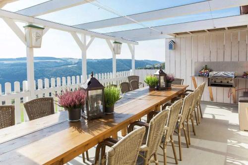 Harscheid House | The Great View Sauna & more