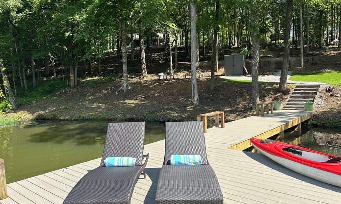 Valley Cottage | The Green Heron Cottage is close to Auburn, AL, Columbus, GA & Pine Mountain, GA