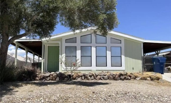 Holiday Shores House | The Green River House